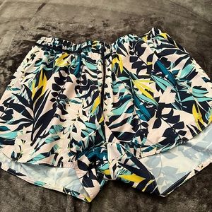 Old Navy active shorts size 3x